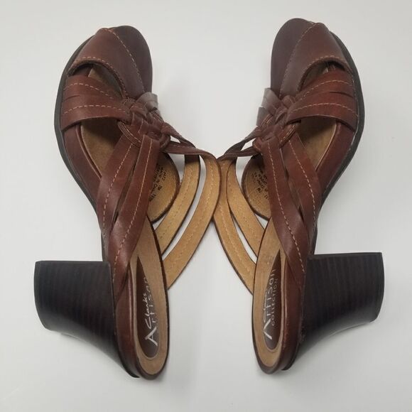 CLARKS Artisan Collection Heeled Sandal Brown size 7M. Leather upper. - Picture 11 of 16